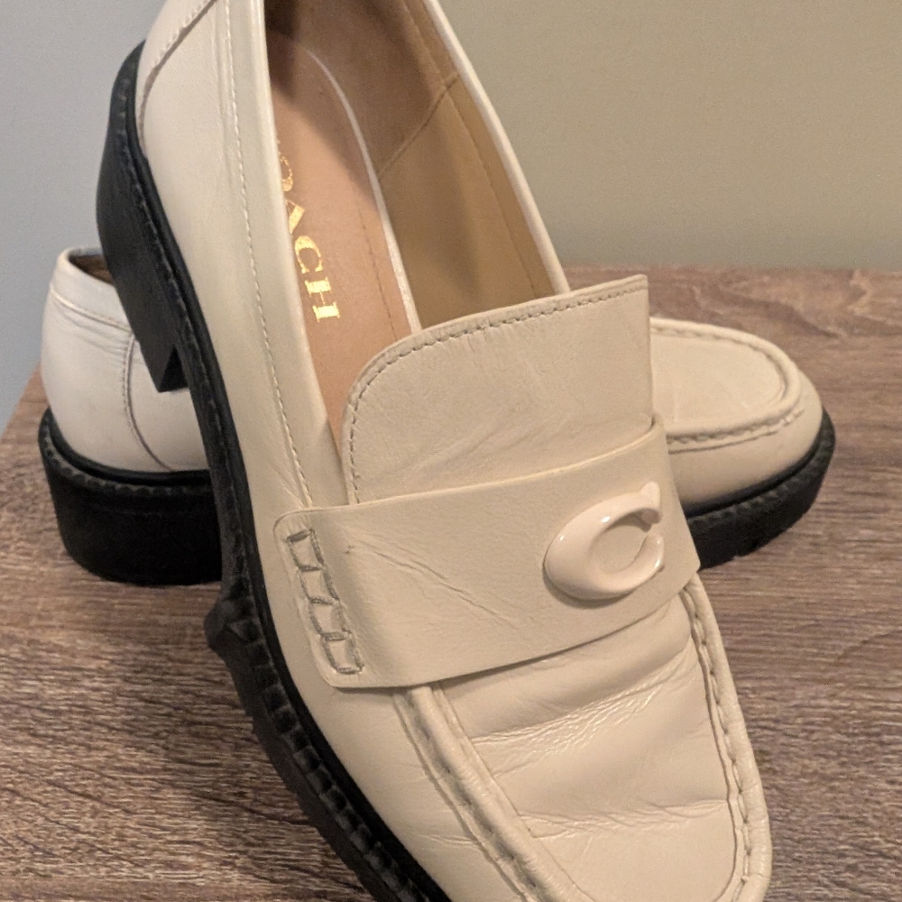 Coach Leah Women's Cream and Black Loafers